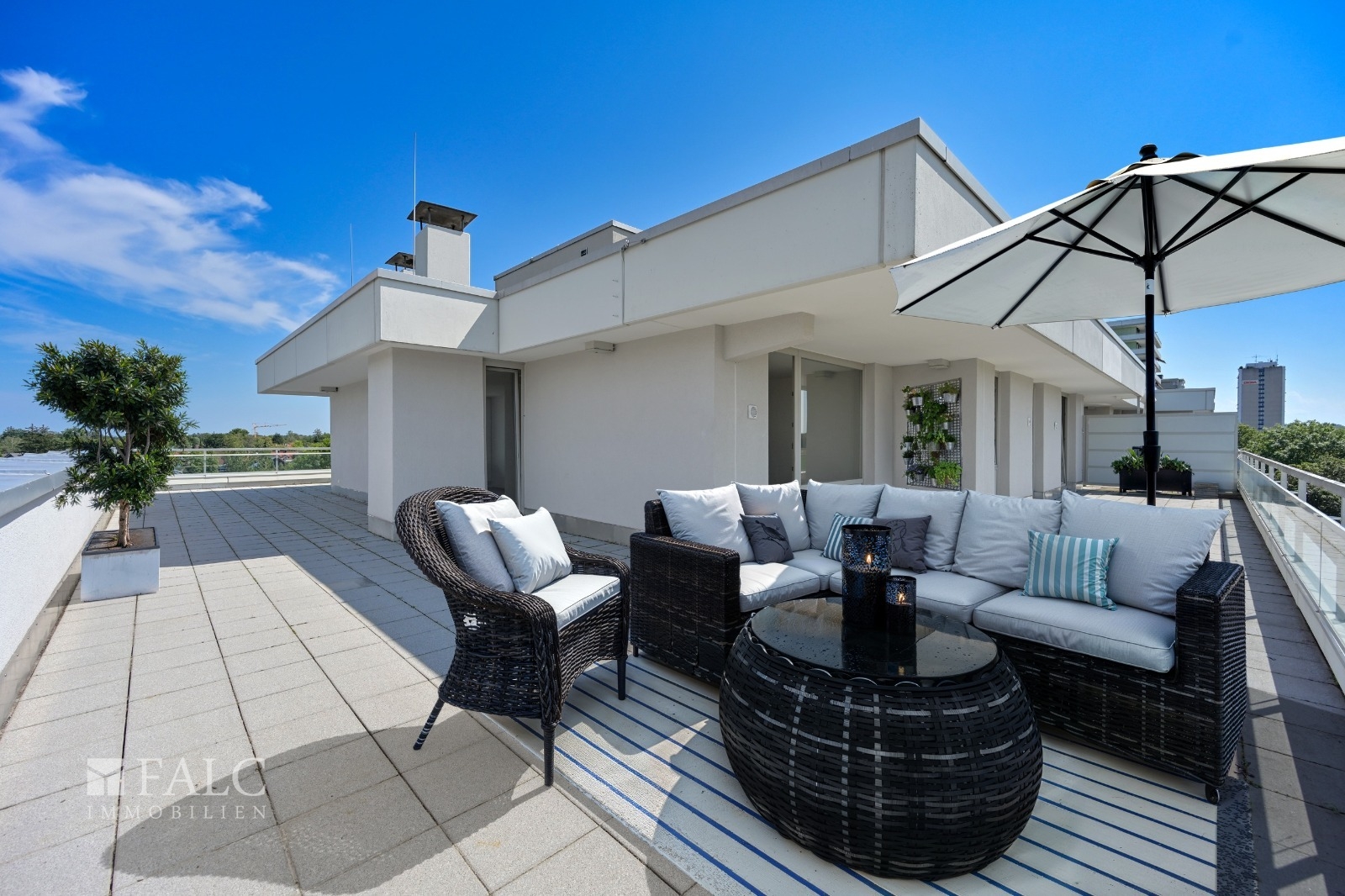 Terrasse Süd-West